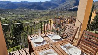 Quiet mountain townhouse with pool and WiFi - Torás - 7