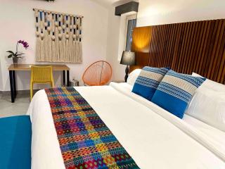 Casa Oro - Huge Penthouse & Terrace - Romantic Zone - 3 Bedrooms - 3 Bath - Puerto Vallarta - 7