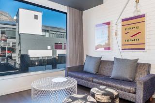 Contemporary Style in Woodstock - 0