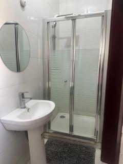 Chic and Stylish Central Apartment - Lagos - 3