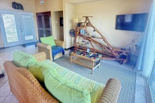 Suite F203 @ Mara Laguna - San Pedro - 5