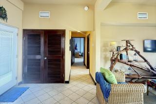Suite F203 @ Mara Laguna - San Pedro - 4