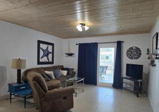 Lagoon Run 106 by ALBVR, Waterfront Relaxation Meets Beachfront Convenience - Gulf Shores - 8