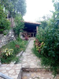 Seaside retreat with garden view - Lukovë - 9