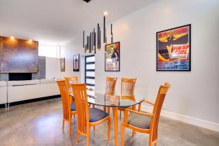 3 Mi to Strip Mid-Century Gem with Hot Tub in Vegas - 3