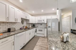 3 Mi to Englewood Beach Cozy Duplex with Lanai! - Englewood - 3