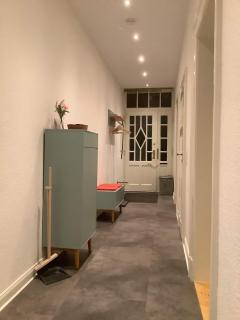 Wohnung im Denkmal, luxuriöse 3 Zimmer und familiengerecht - 9