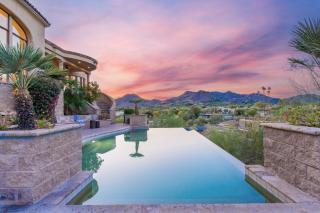 Luxury Desert Estate Pool Theater and Minutes from Old Town - Phoenix - 9