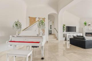 Luxury Desert Estate Pool Theater and Minutes from Old Town - Phoenix - 7