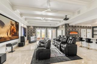 Luxury Desert Estate Pool Theater and Minutes from Old Town - Phoenix - 6