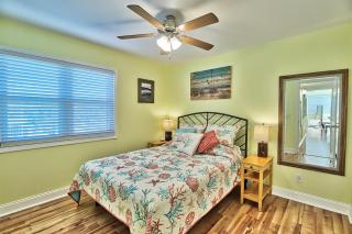Windsong 207-Ocean Front-Sleep5-Private Balcony - North Myrtle Beach - 4