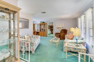 Walk to Park and Marina Waterfront Cape Coral Home! - Cape Coral - 2