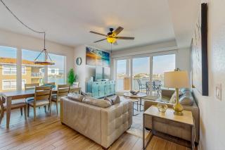 Dolphin's Cove - Clearwater Beach, FL - 9