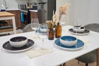 Cozy Suite near West Edmonton Mall with Full Kitchen, Office & Sofa Bed - 3