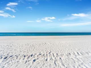 Grand Panama Resort - Ocean Views, Heated Pool & Tub 3 BR 3 Full BA Sleeps 10 - 4