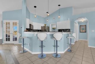 Aqua Dream Escape - Pet Friendly W Game Room - Cape Coral - 2