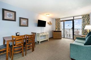 Oceanfront 1 BR Condo-Amazing Views! Perfect for 4 guests! Landmark 1438 - Myrtle Beach - 9