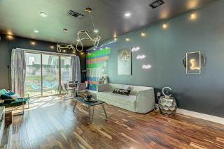 Eclectic 6 BDR for Family of 20 Mins to 6th St & DT - Austin - 3
