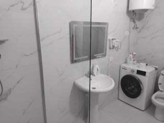 Beachfront Apartment Durres at Shkembi Kavajes Kamelia Building - Durazzo - 1