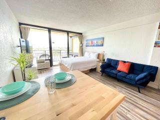 Urban Escape by the Sea - Hawaiian Inn Studio - Daytona Beach - 7