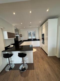 EE Apartment - Shkodër - 9