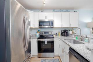 A Wave From It All- Luxe 1BR at Villa Capriani - North Topsail Beach - 6