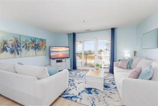 A Wave From It All- Luxe 1BR at Villa Capriani - North Topsail Beach - 3