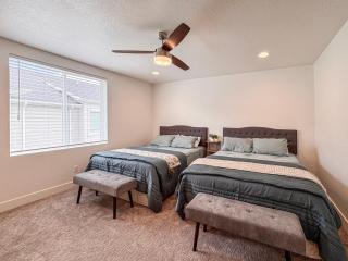 New Listing Blue Lake Haven - 8