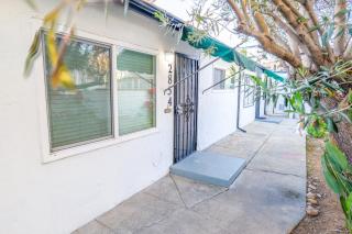 Urban Oasis Stylish Comfort in NorthPark South Park - San Diego - 7