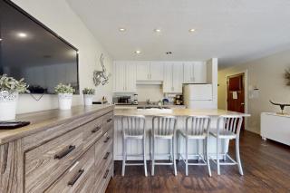 Cozy Coyote Fork Condo - Truckee - 1