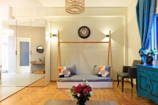Aiolos Elegant retro suite in GLYFADA centre - 7