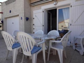 Maison de vacances climatisée 600m de la mer Cour privative et parking - 2