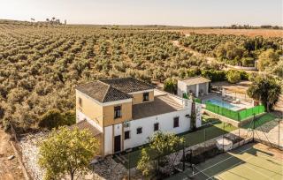 Cozy Home In Puente Genil - 0