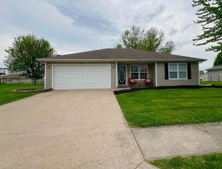 Relax Enjoy Mid-Missouri with Fenced in Back Yard - Boonville - 0
