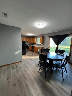 Relax Enjoy Mid-Missouri with Fenced in Back Yard - Boonville - 1