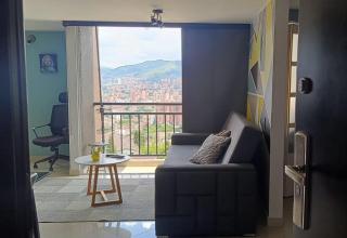 Apartamento con vistas a la ciudad (Penthouse) cerca al Estadio, al Boulevard de la 70 y la Avenida 80 (Casinos, restaurantes, malls y otros). - Medellín - 0