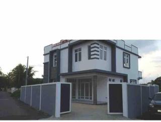 Nice special family villa Grand Baie 3 min to beach - Grand Baie - 0
