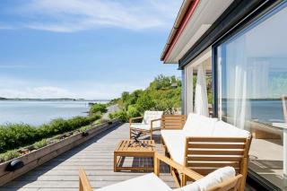 Lovely Beach House With Panoramic View - 7