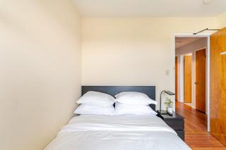 Cozy and Secure 3-Bedroom, 2-Bath Unit with 6 Beds and Beautiful Bay View - 4