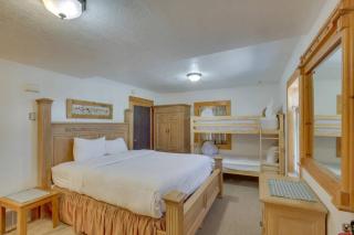 Bear Lake Charming Apartment w Kitchen - 9