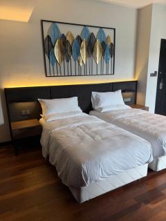 Golden Palm Tree Resort Sepang Avani - 1