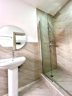 Luxurious Furnished And Serviced Apartment - Mama - 6