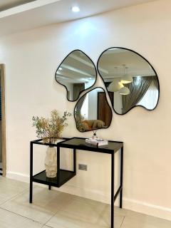 Luxurious Furnished And Serviced Apartment - Mama - 3