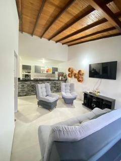 Comodo Apartamento CERCA AL PARQUE - Curití - 0