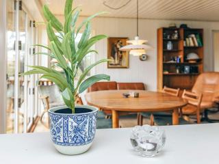 6 person holiday home in Pandrup - 1