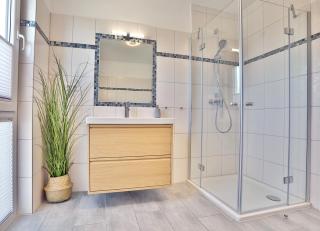 Design-FeWo Fleesensee, Wallbox, Sauna, Terrasse - 1