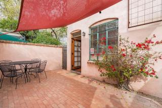 Vibrant 2BR DT Living, Stylish & Serene Stay - Tucson - 4