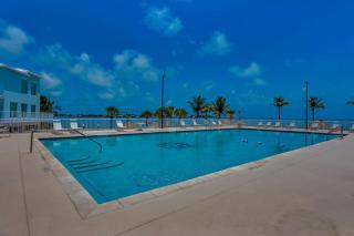 Ocean Isles Yellowtail Row - 9