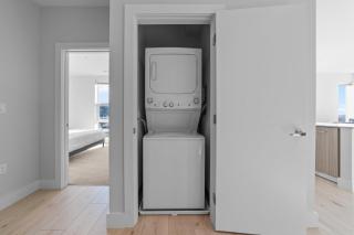 2 Bedroom apartment - Revere - 2