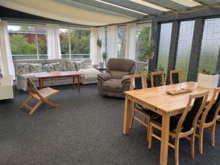 Cozy House, Central and quiet area - Töreboda - 5